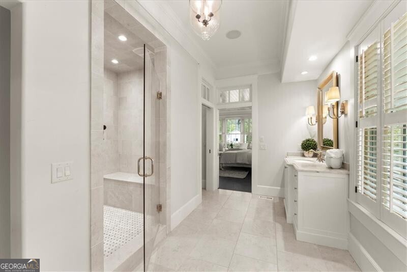 Alpharetta, Georgia 30005, United States, 4 Bedrooms Bedrooms, ,5 BathroomsBathrooms,Residential,Pending,17468