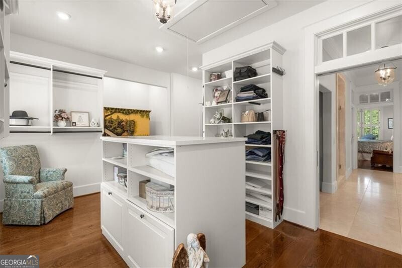 Alpharetta, Georgia 30005, United States, 4 Bedrooms Bedrooms, ,5 BathroomsBathrooms,Residential,Pending,17468