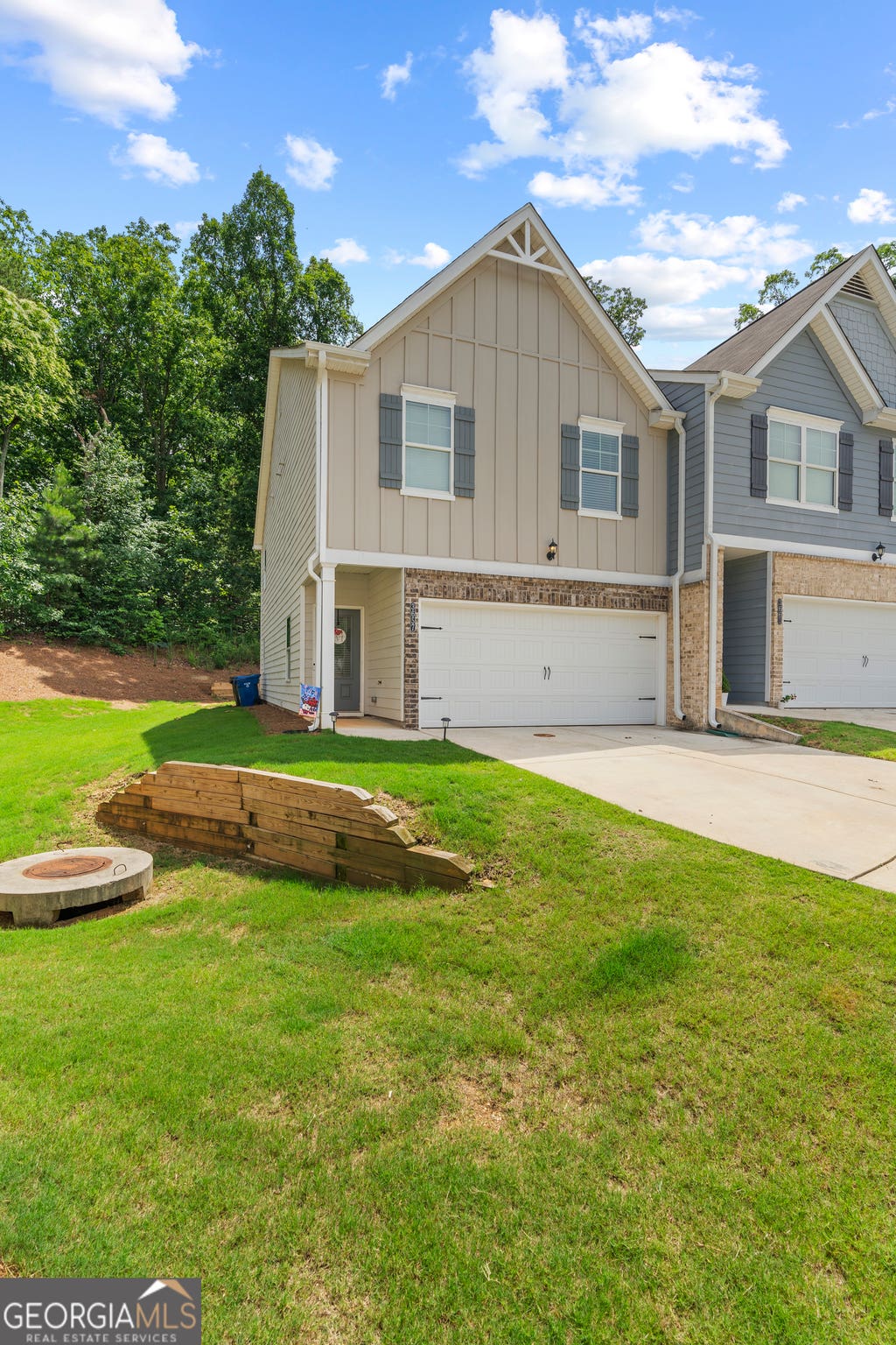 Photo of 3657 Abbey Way, Gainesville, GA 30507 (MLS # 10791704)