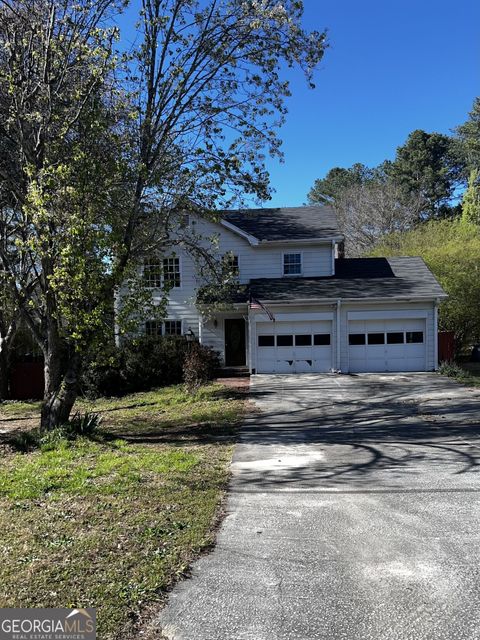 1215 Masters LN Snellville GA 30078