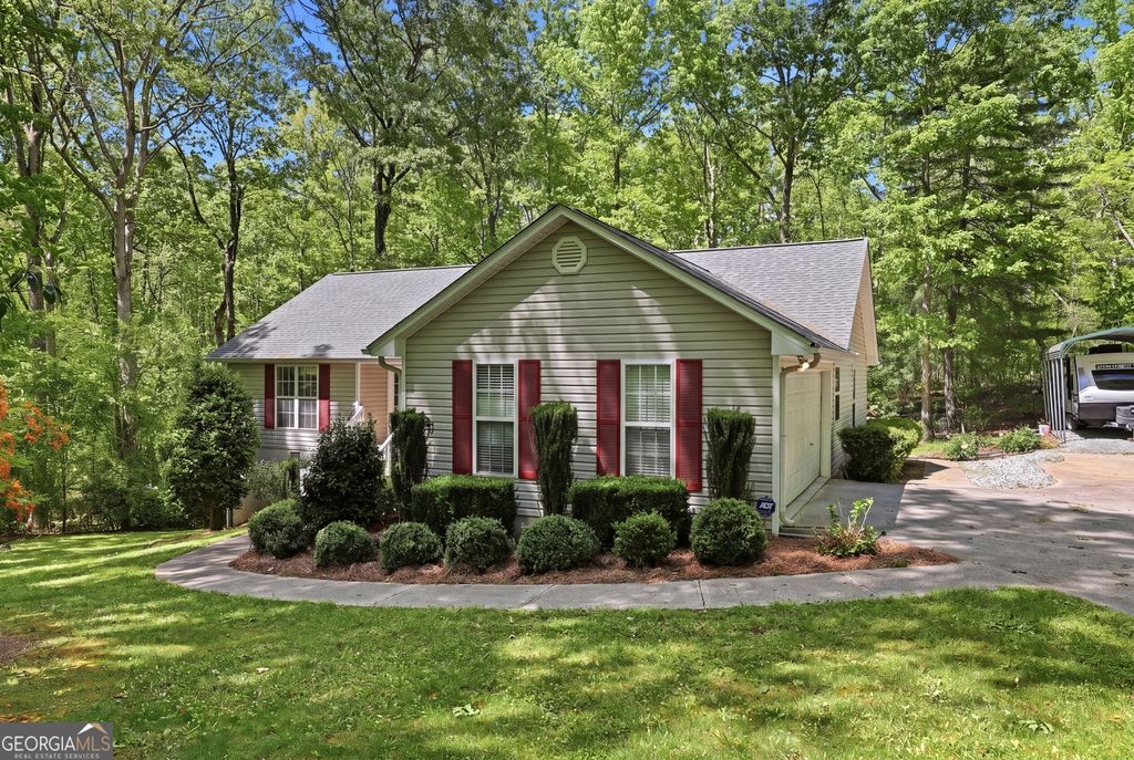 Photo of 318 Heather Way, Cleveland, GA 30528 (MLS # 10738341)