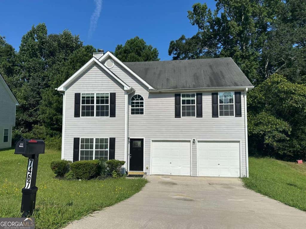 Photo of 7467 Petunia Drive, Riverdale, GA 30296 (MLS # 10817100)