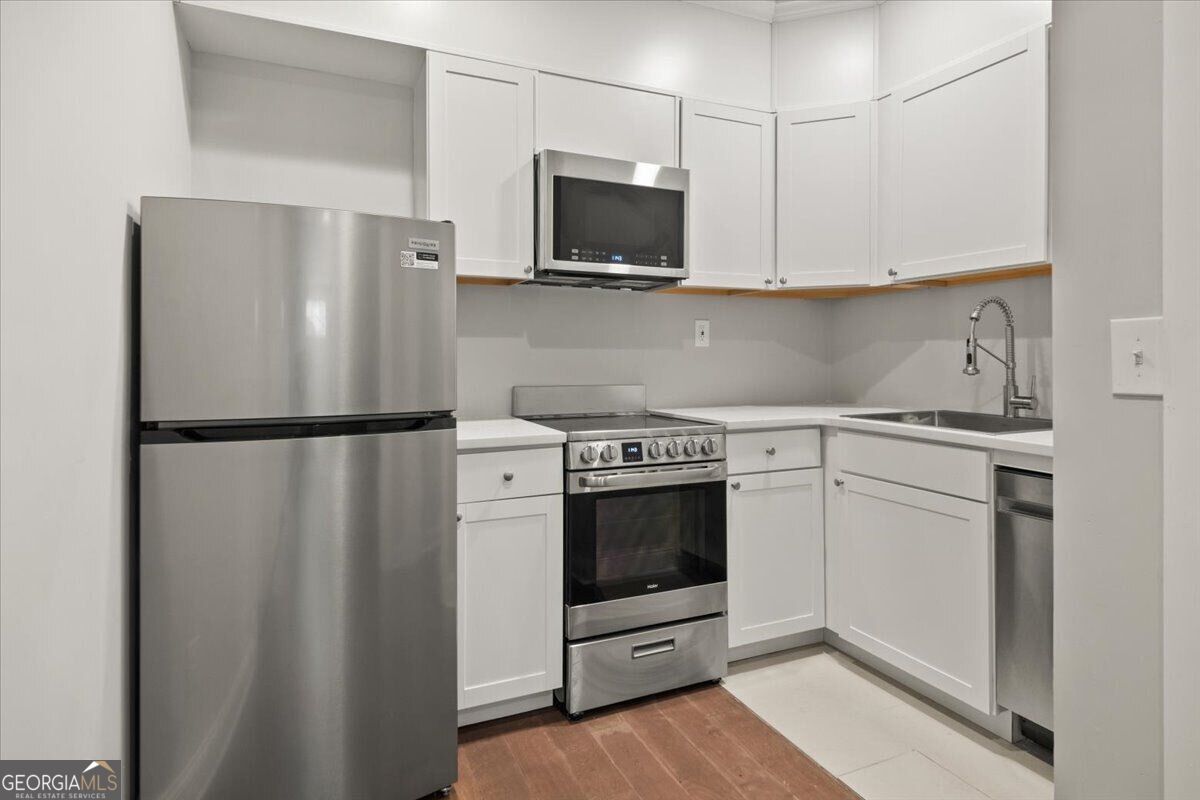 902 Emerson AVE SE UNIT A