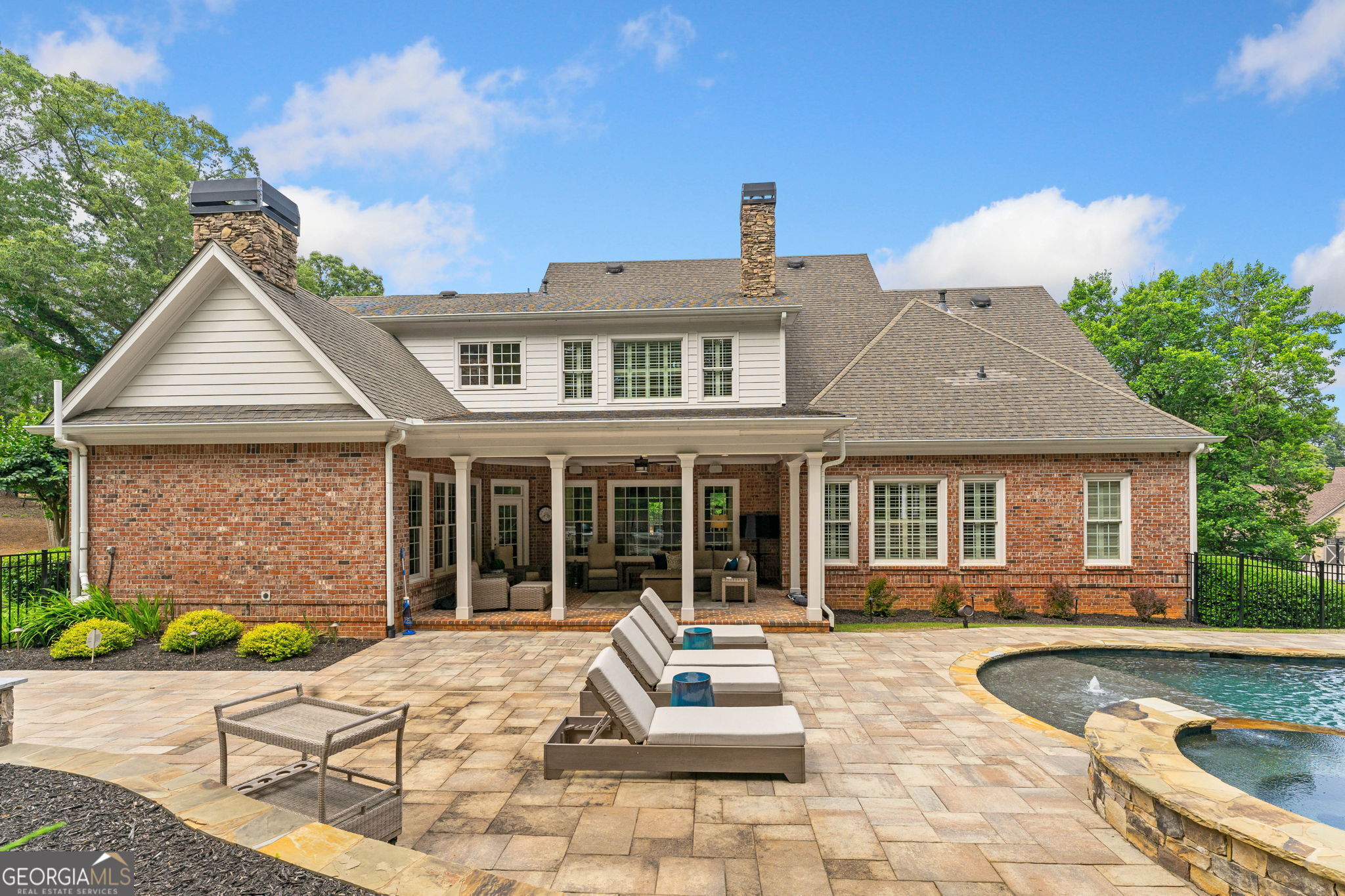 325 Edwards Brook LN