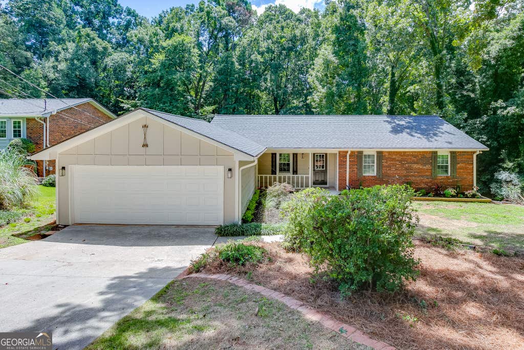 Photo of 4445 Lake Forest Drive, Oakwood, GA 30566 (MLS # 10819756)
