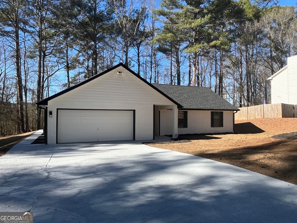 Photo of 8869 Habersham Drive, Jonesboro, GA 30238 (MLS # 10676997)
