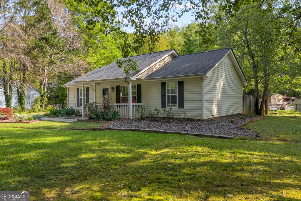 Photo of 40 Mimosa Street, Winder, GA 30680 (MLS # 10728792)