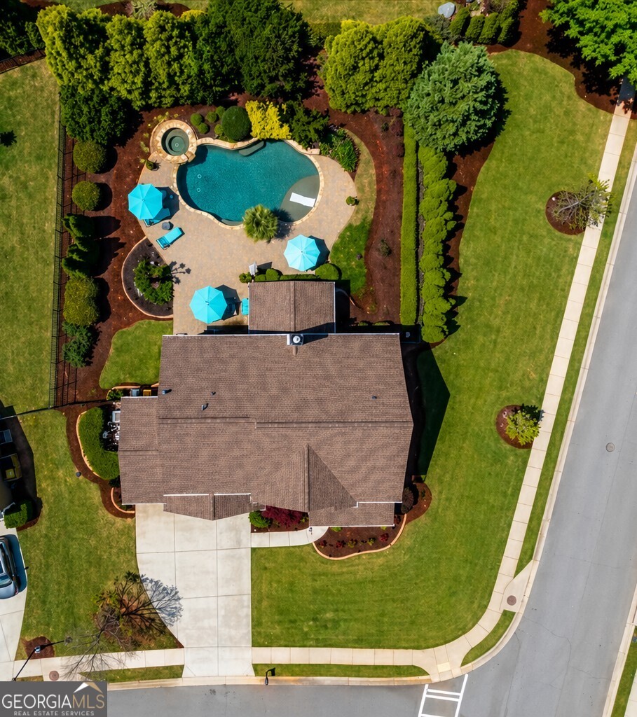 300 Ashgrove CT