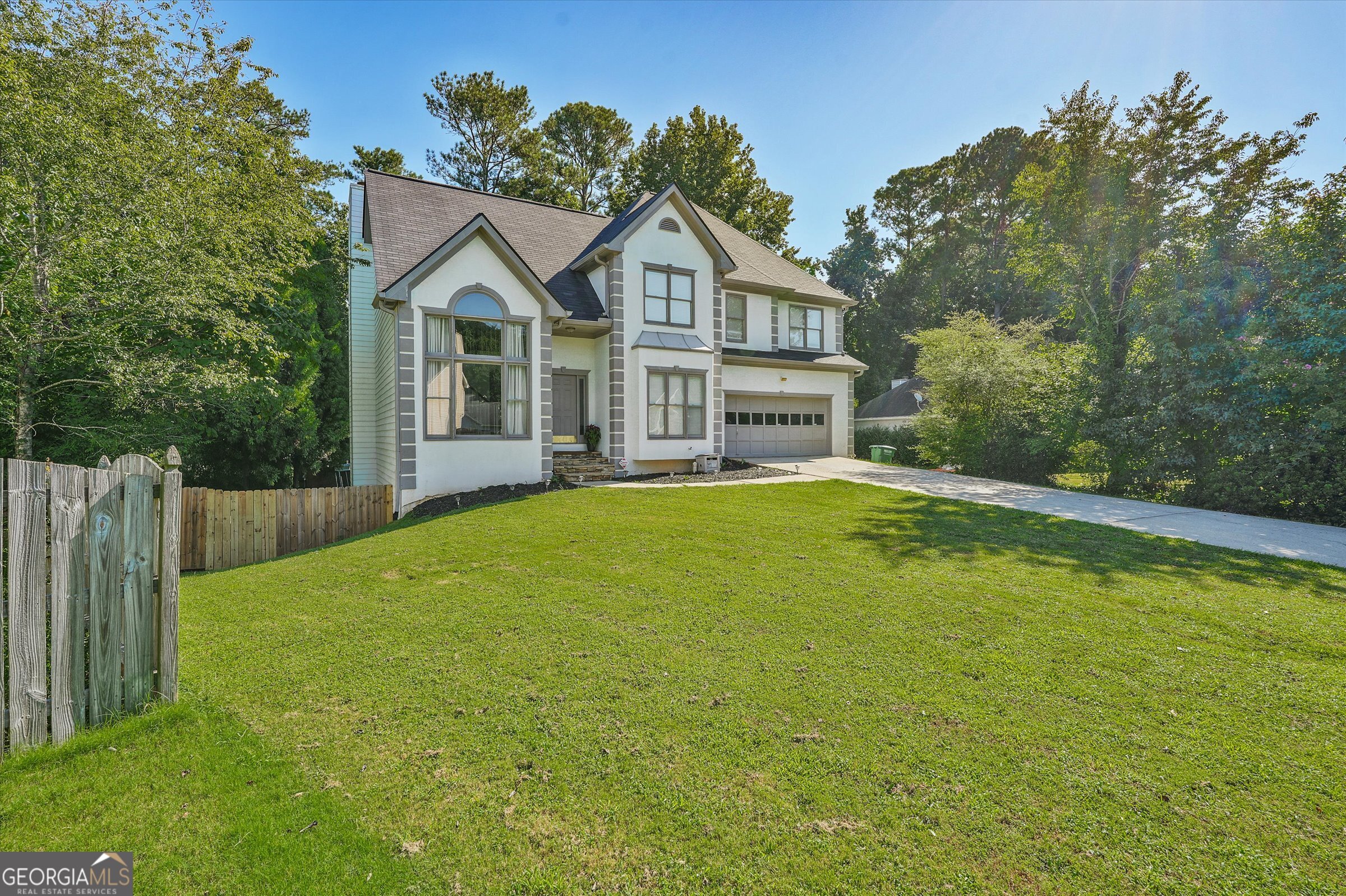 2170 Thorndale DR SW
