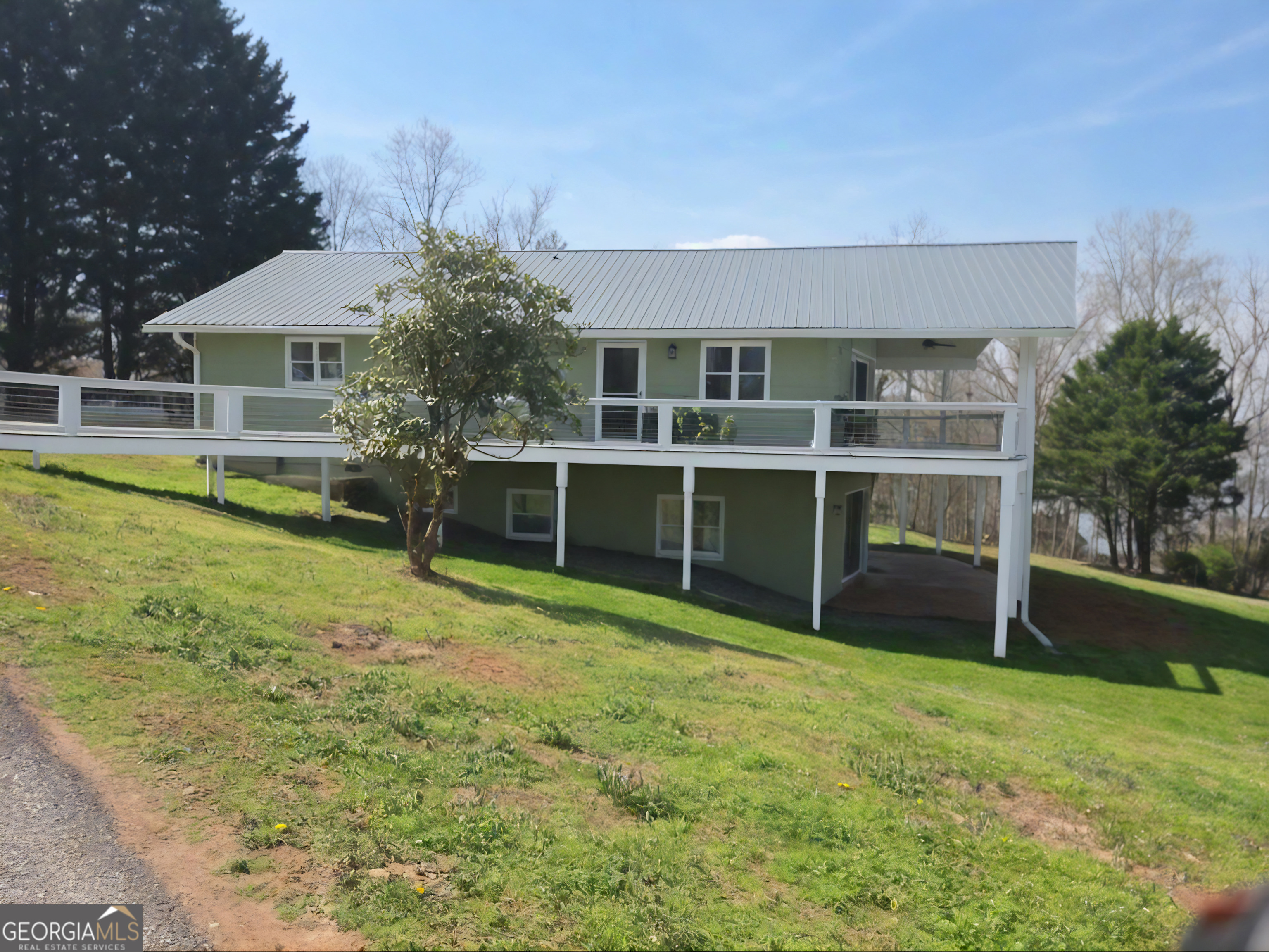 2684 Hidden Valley RD