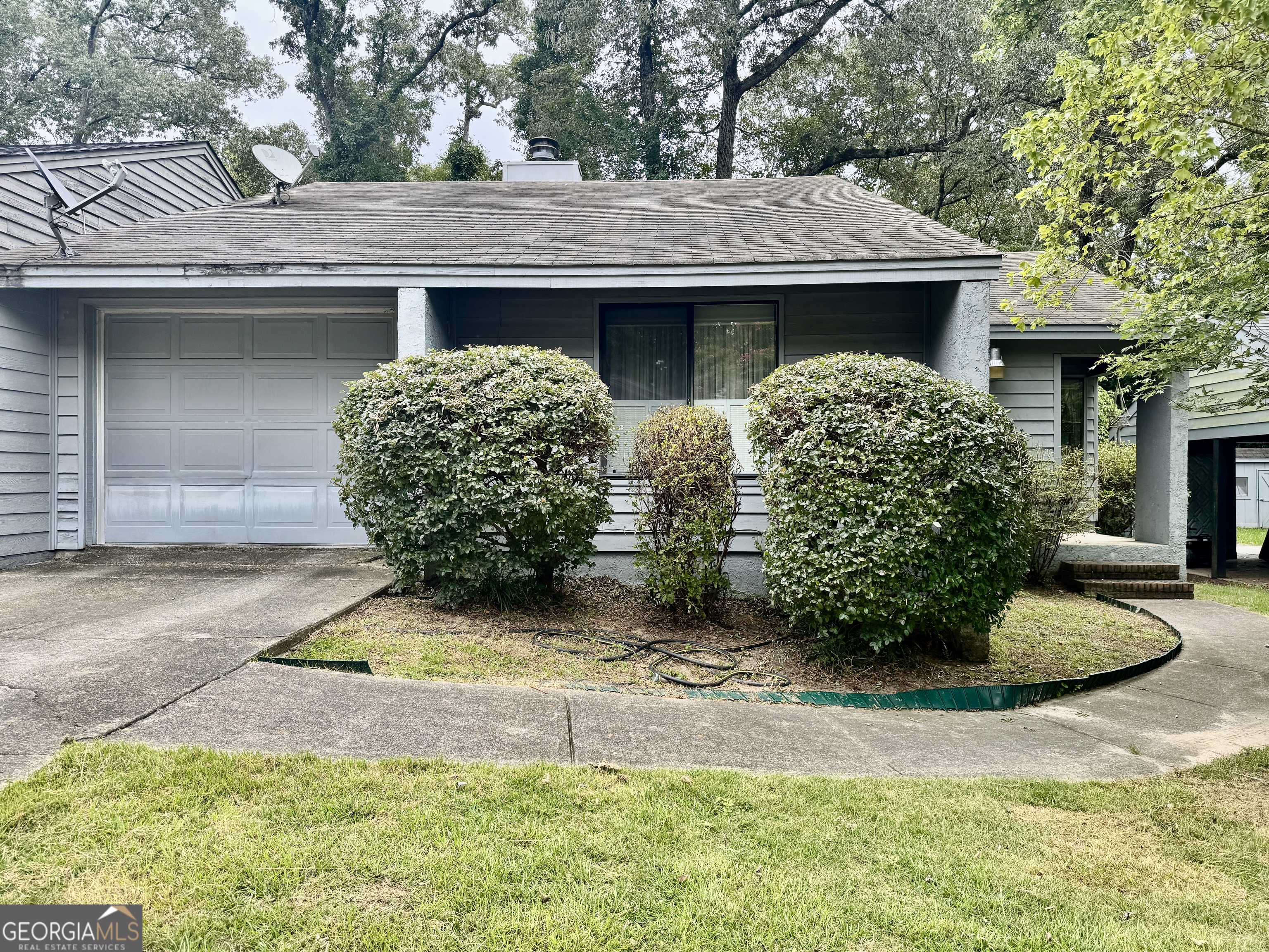 116 Lake Pointe DR
