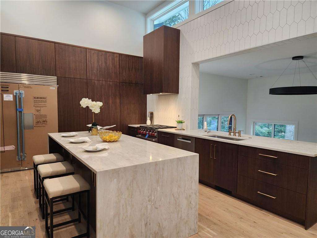 3134 W Roxboro Road NE