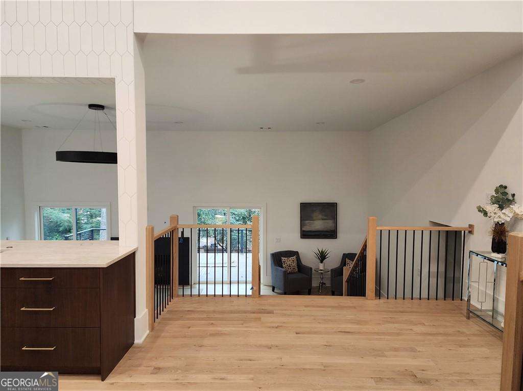 3134 W Roxboro Road NE