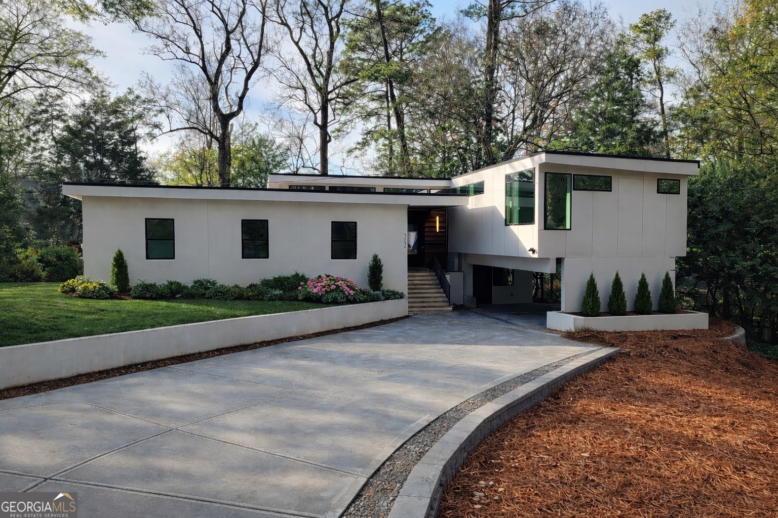 3134 W Roxboro RD NE