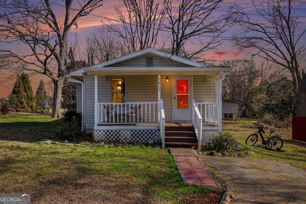 Photo of 1015 Jefferson Highway, Winder, GA 30680 (MLS # 10704248)