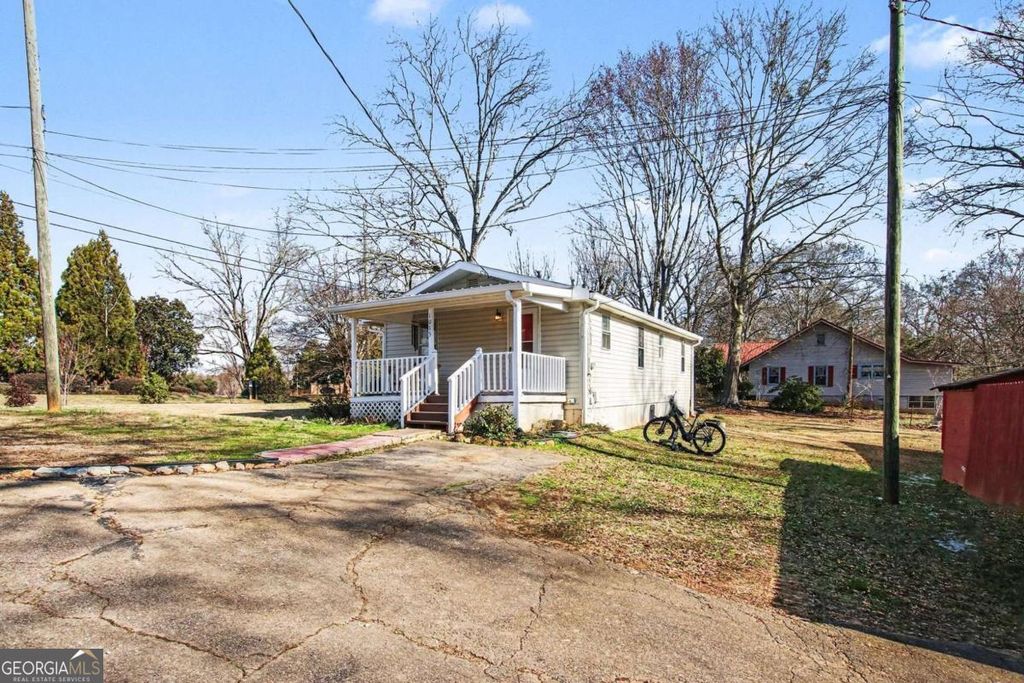 Photo of 1015 Jefferson Highway, Winder, GA 30680 (MLS # 10704248)