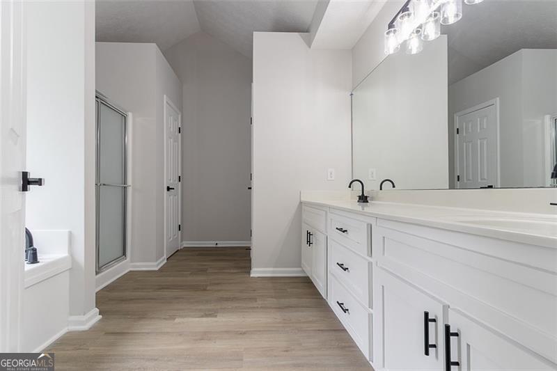 Macland Station - Residential