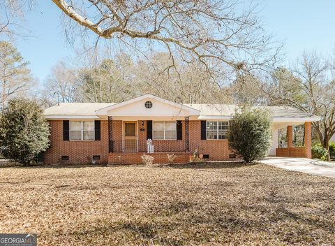 A home in Barnesville