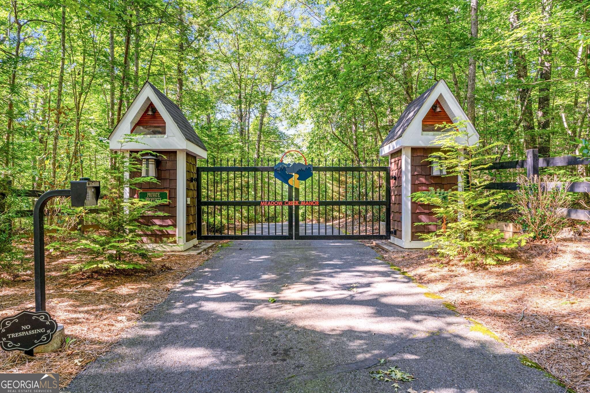 254 Nicholson RD