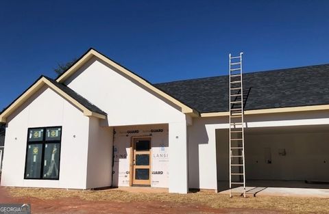 A home in Newnan