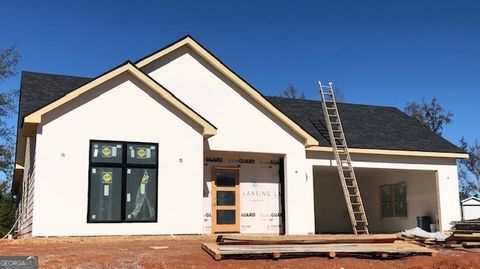 A home in Newnan