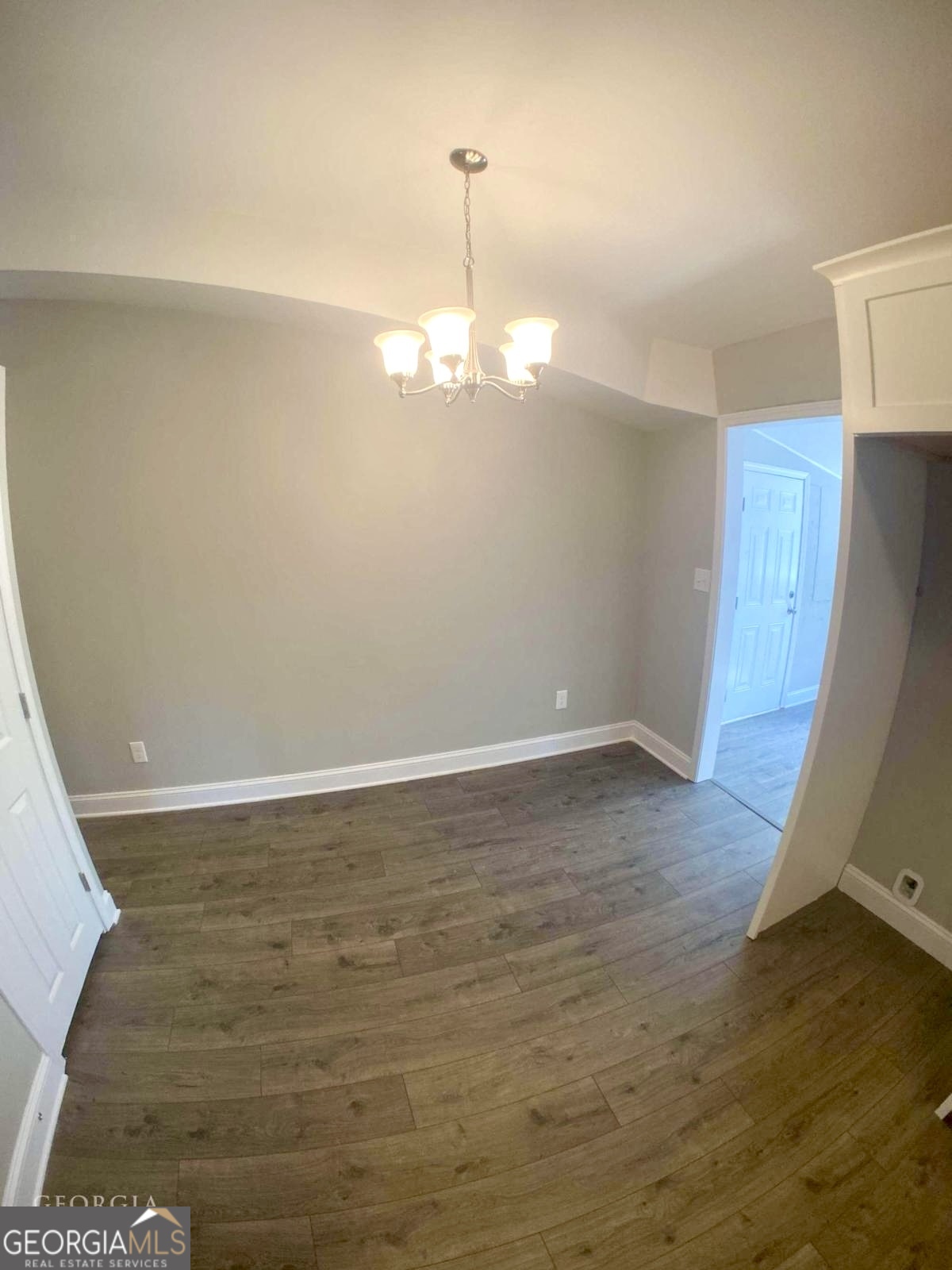203 PINEVIEW DR