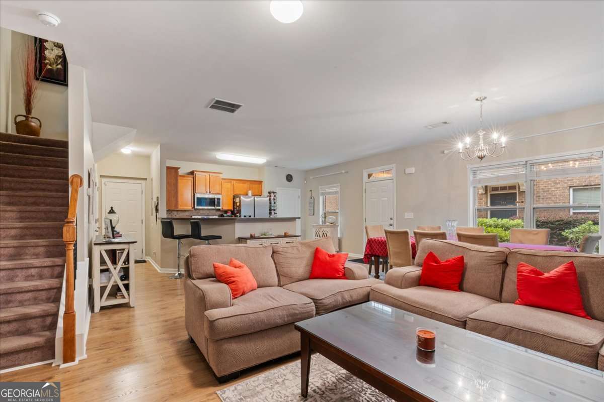 Creekside Manor - Residential