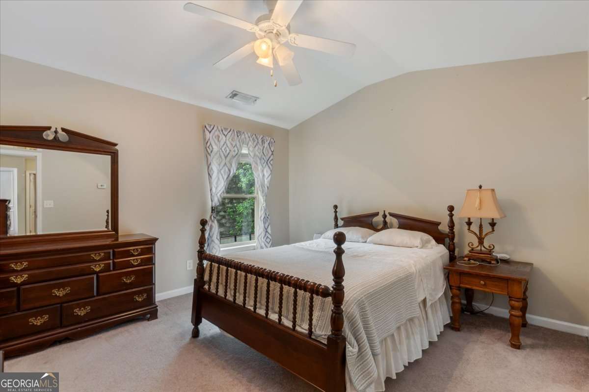 Creekside Manor - Residential