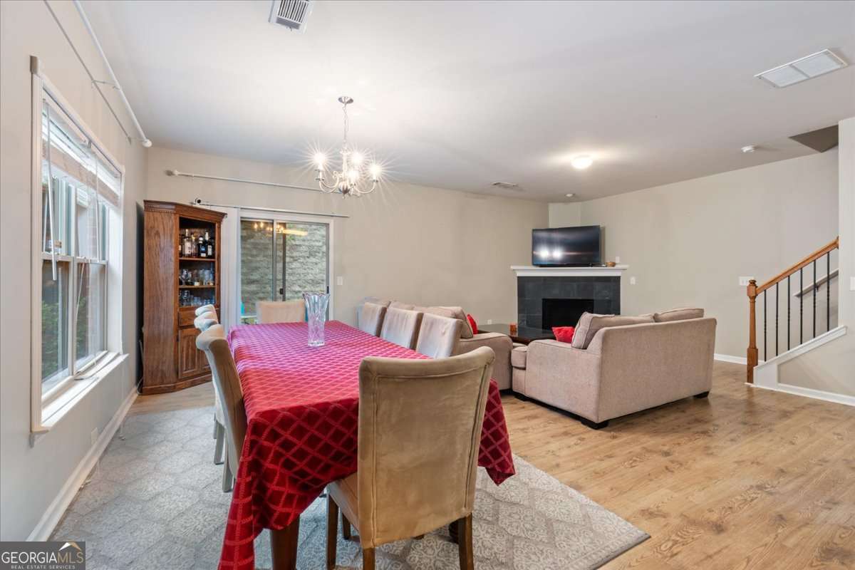 Creekside Manor - Residential