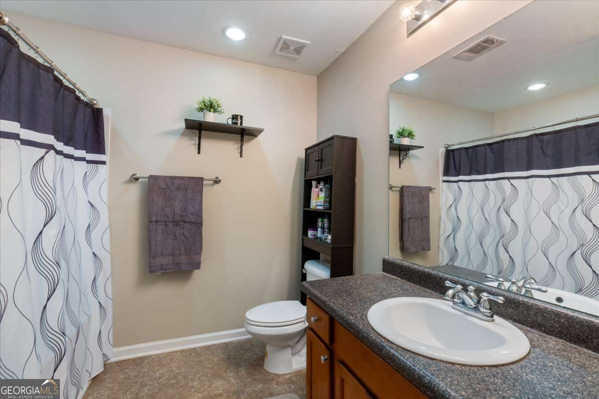 Creekside Manor - Residential