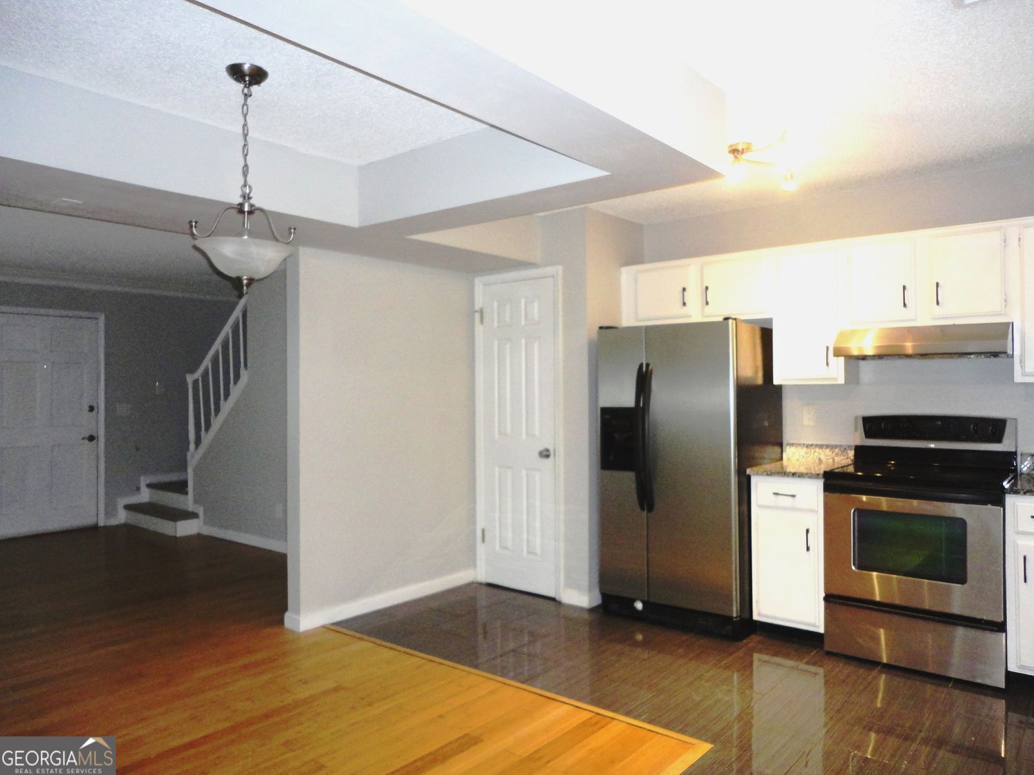 Roswell, Georgia 30076, United States, 2 Bedrooms Bedrooms, ,3 BathroomsBathrooms,Residential,Active,225384