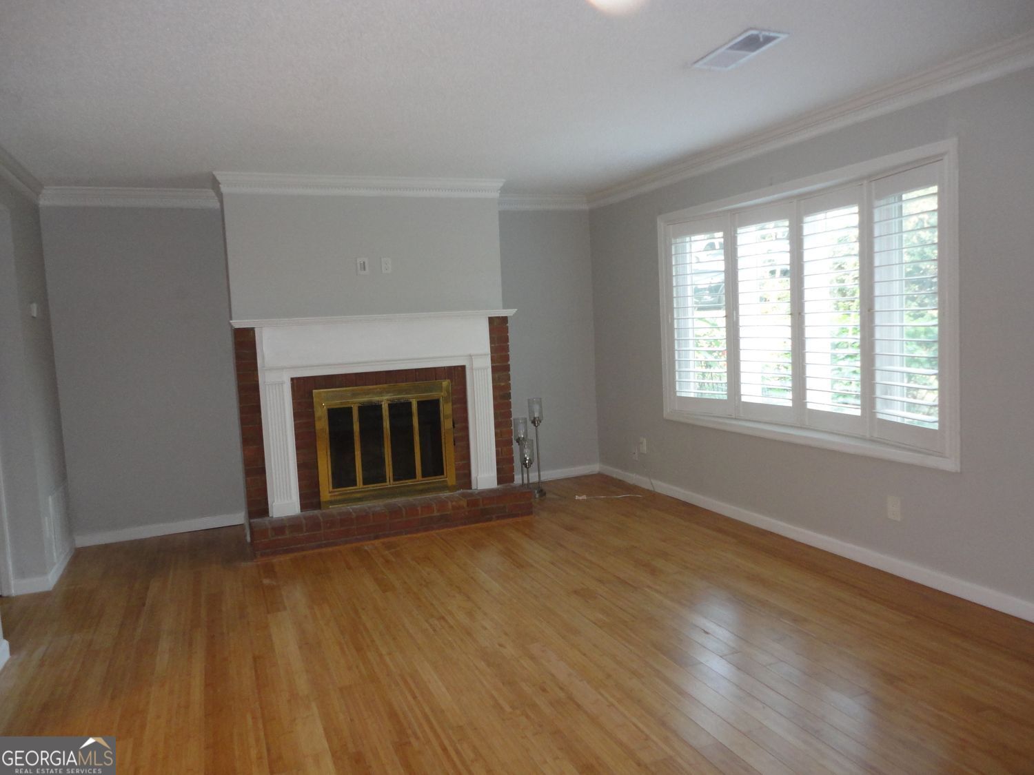 Roswell, Georgia 30076, United States, 2 Bedrooms Bedrooms, ,3 BathroomsBathrooms,Residential,Active,225384