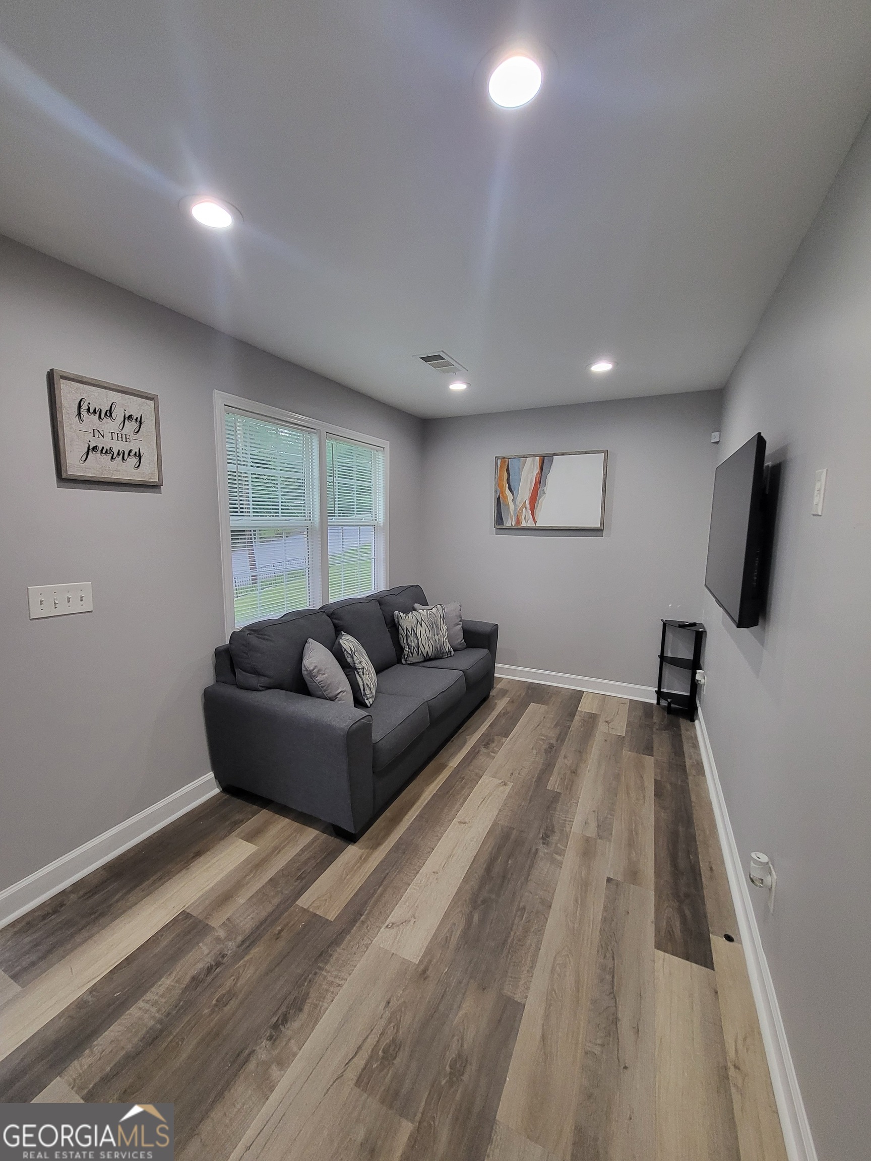 Dixie Hills - Residential