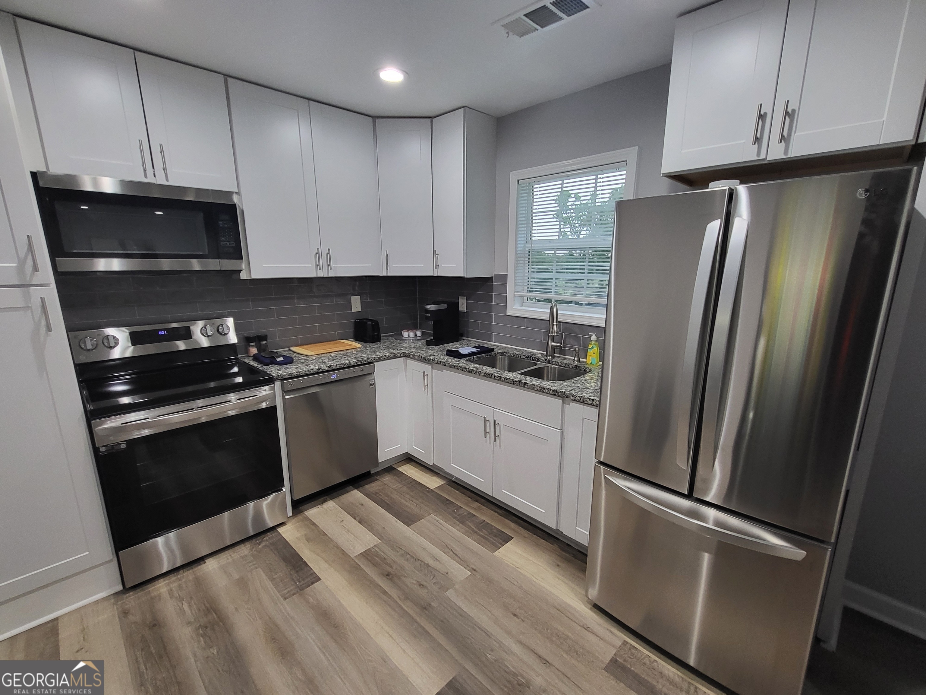 Dixie Hills - Residential