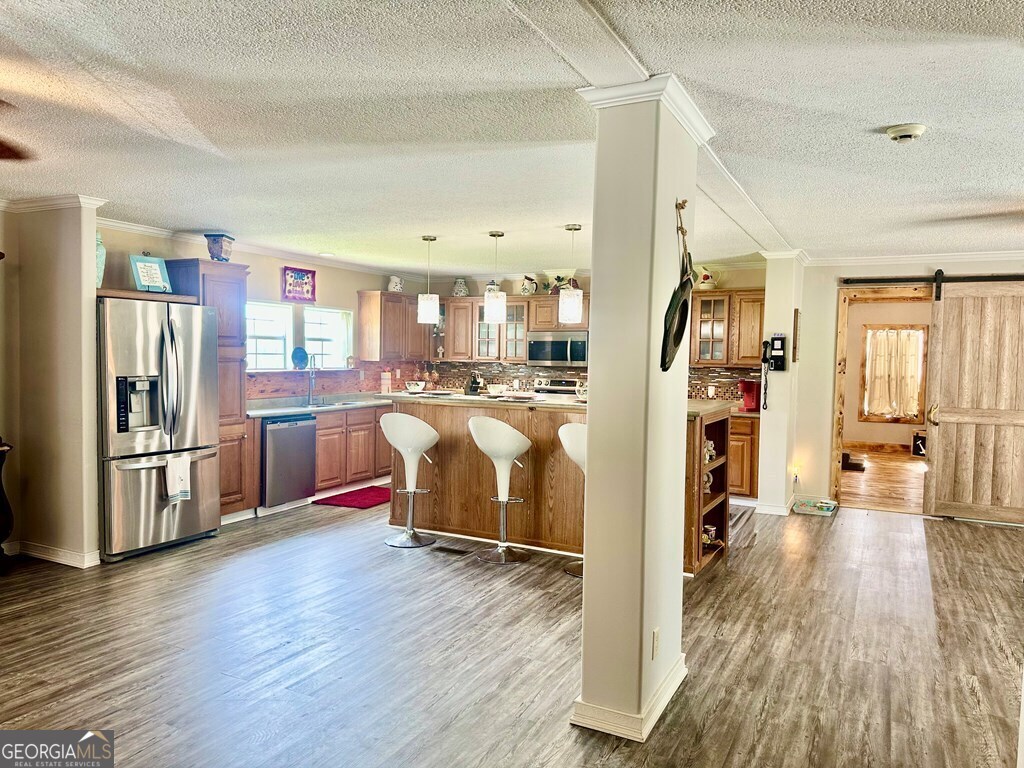 283 Roberts RD