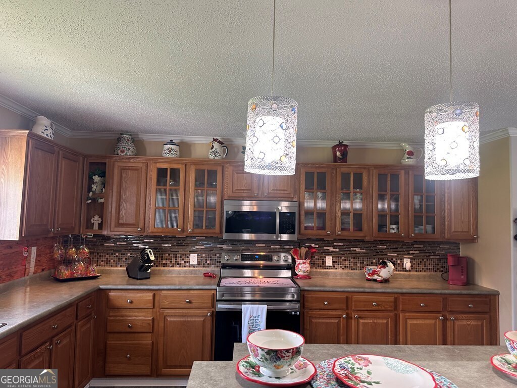 283 Roberts RD