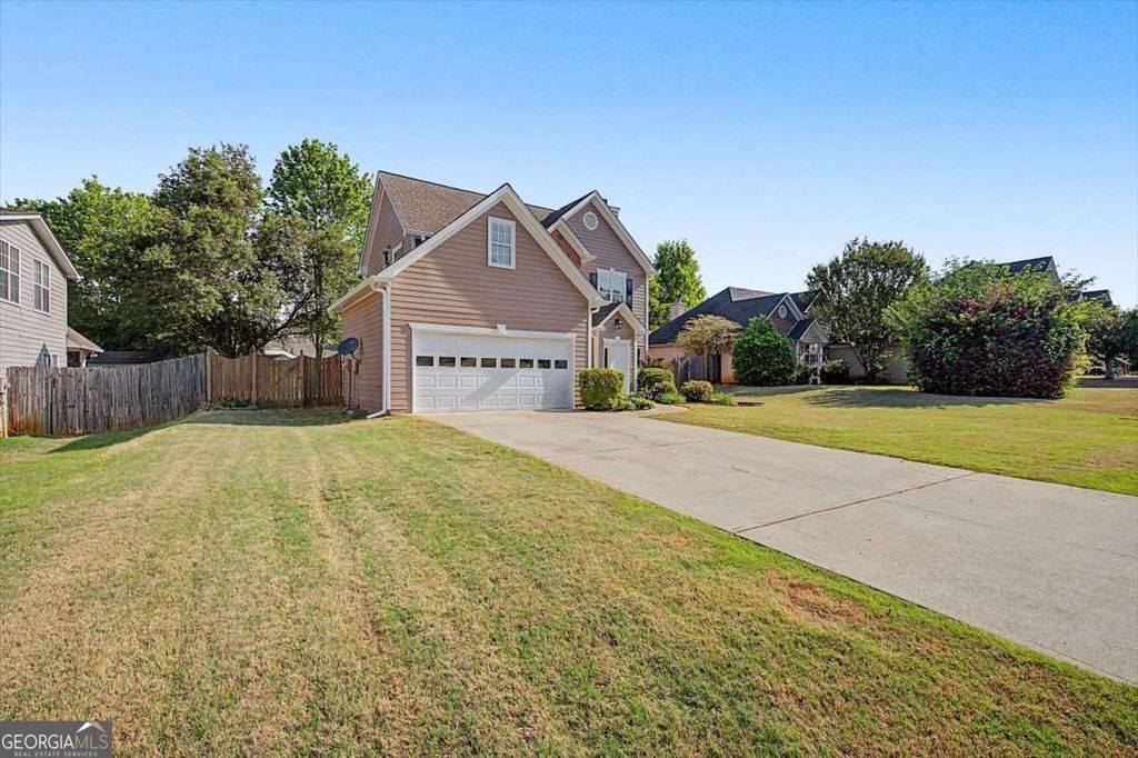 Photo of 3445 English Oaks Drive NW, Kennesaw, GA 30144 (MLS # 10742421)