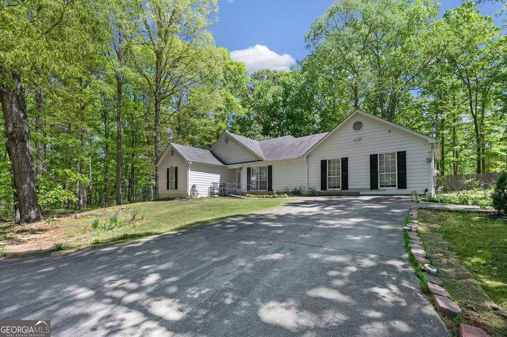 Photo of 365 Cook Drive, Ellenwood, GA 30294 (MLS # 10766139)