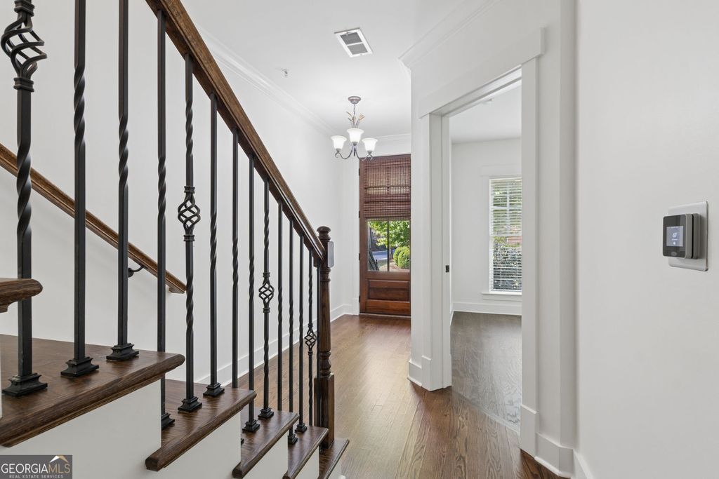 Photo of 1014 River Vista Drive, Atlanta, GA 30339 (MLS # 10721664)