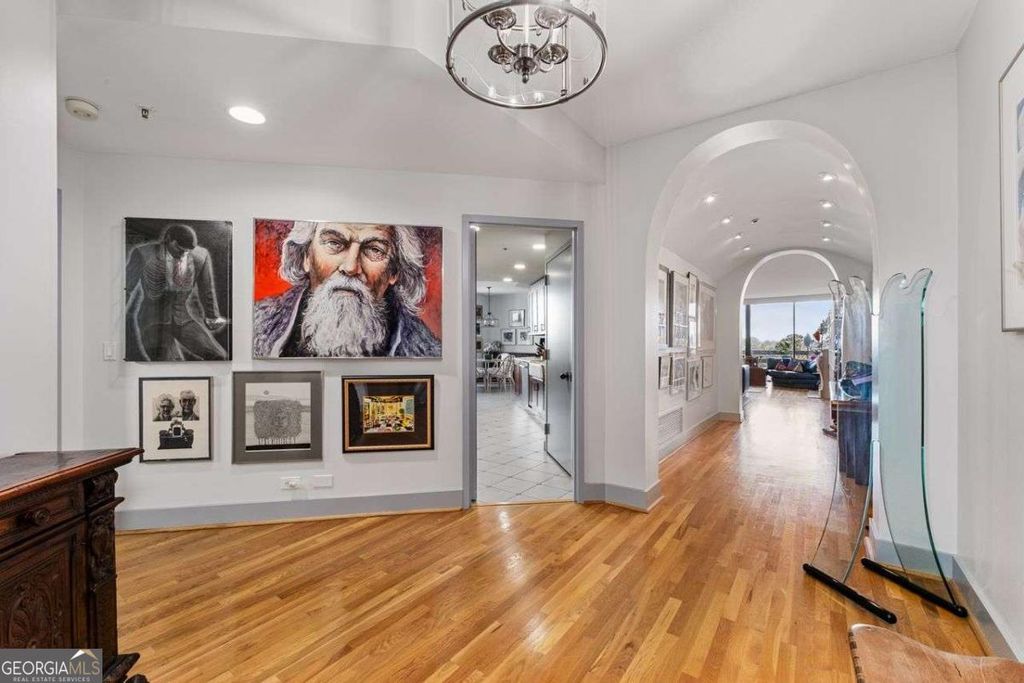 Photo of 2660 Peachtree Road NW #9G, Atlanta, GA 30305 (MLS # 10652621)