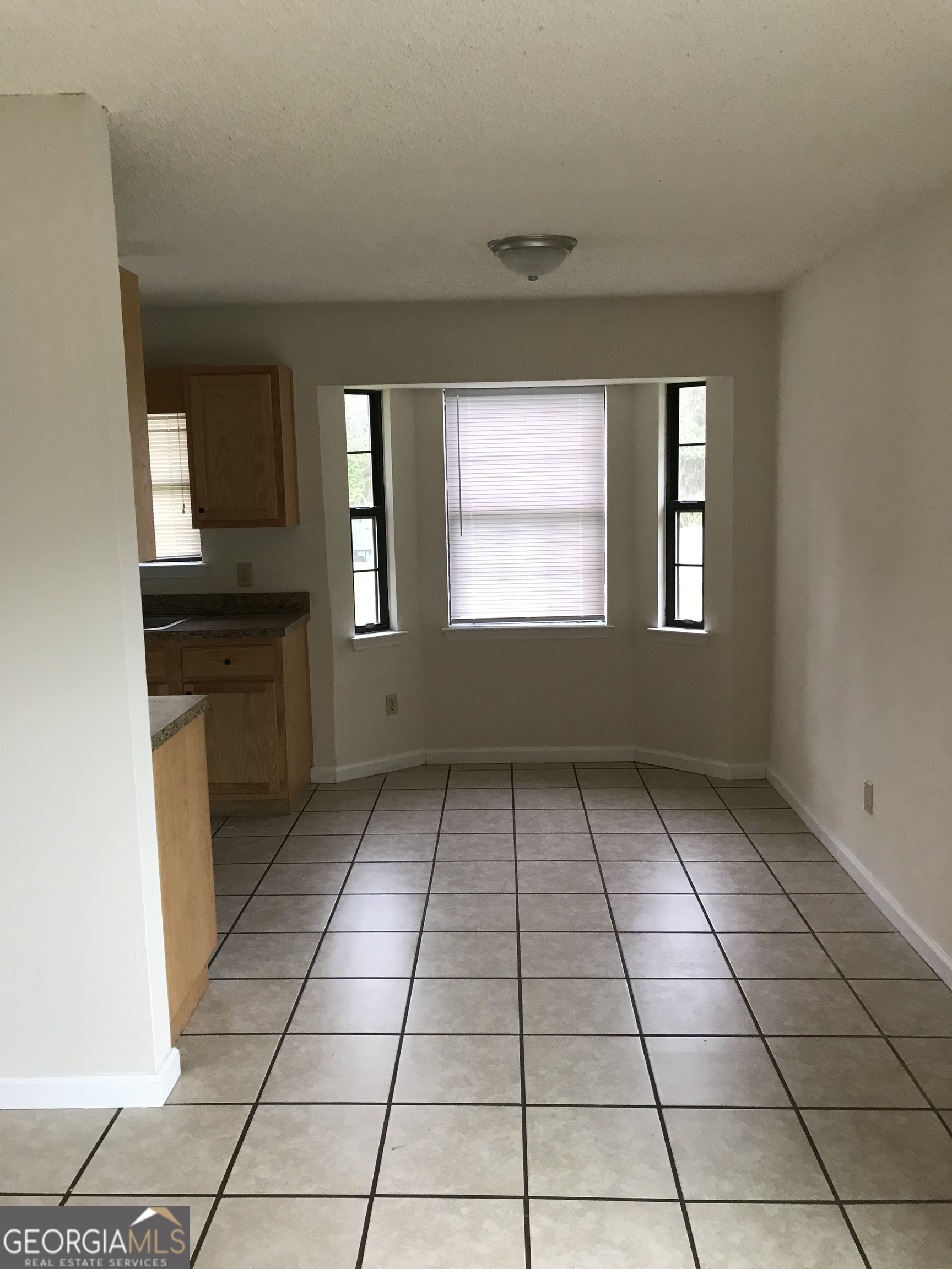 531 S Arizona ST