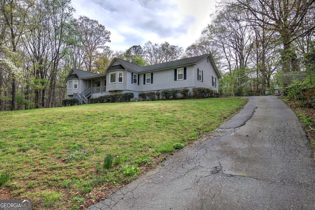 65 Gaddis RD NW
