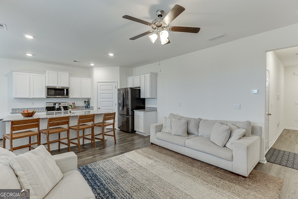 49 Gaston CT