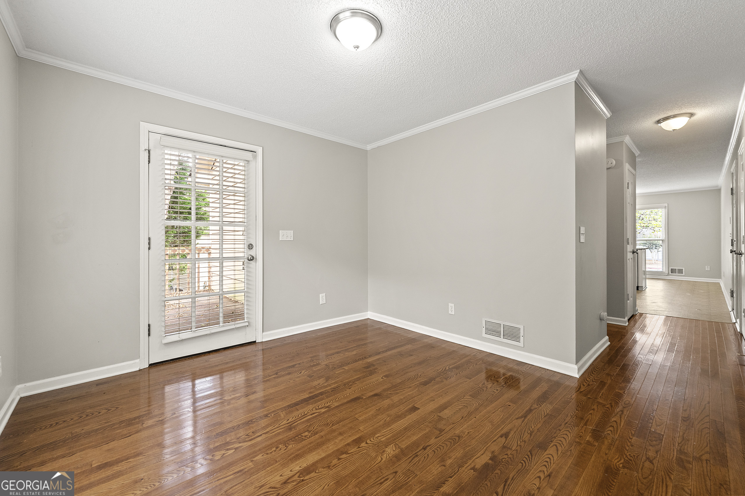 100 Whisperwood LN NW