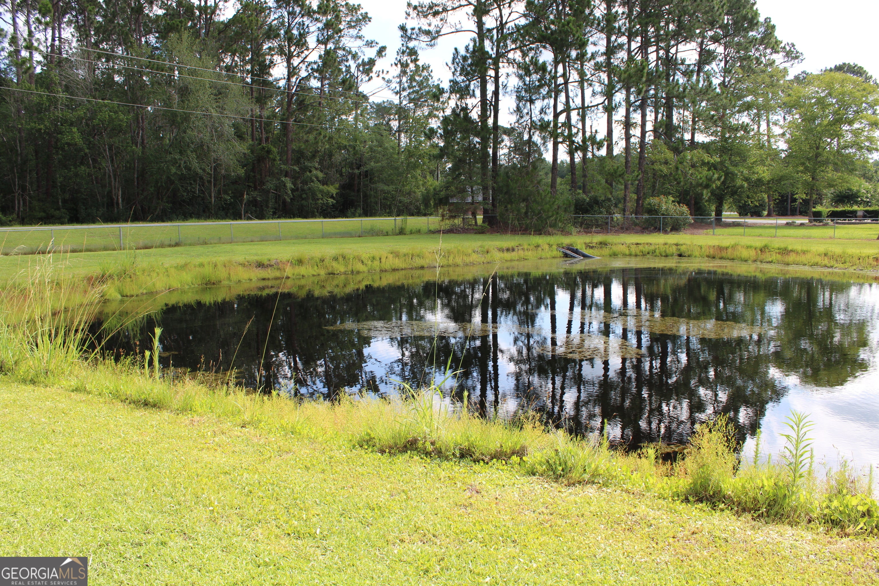 338 Lakeview DR