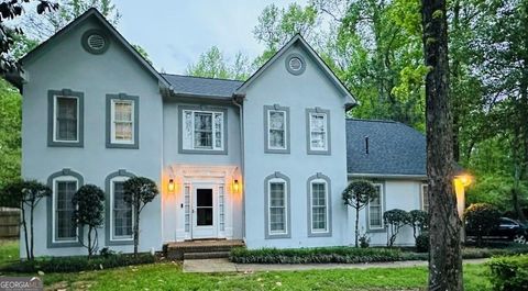 Photo of 2439 Fair Oaks Drive, Jonesboro, GA 30236 (MLS # 10656027)