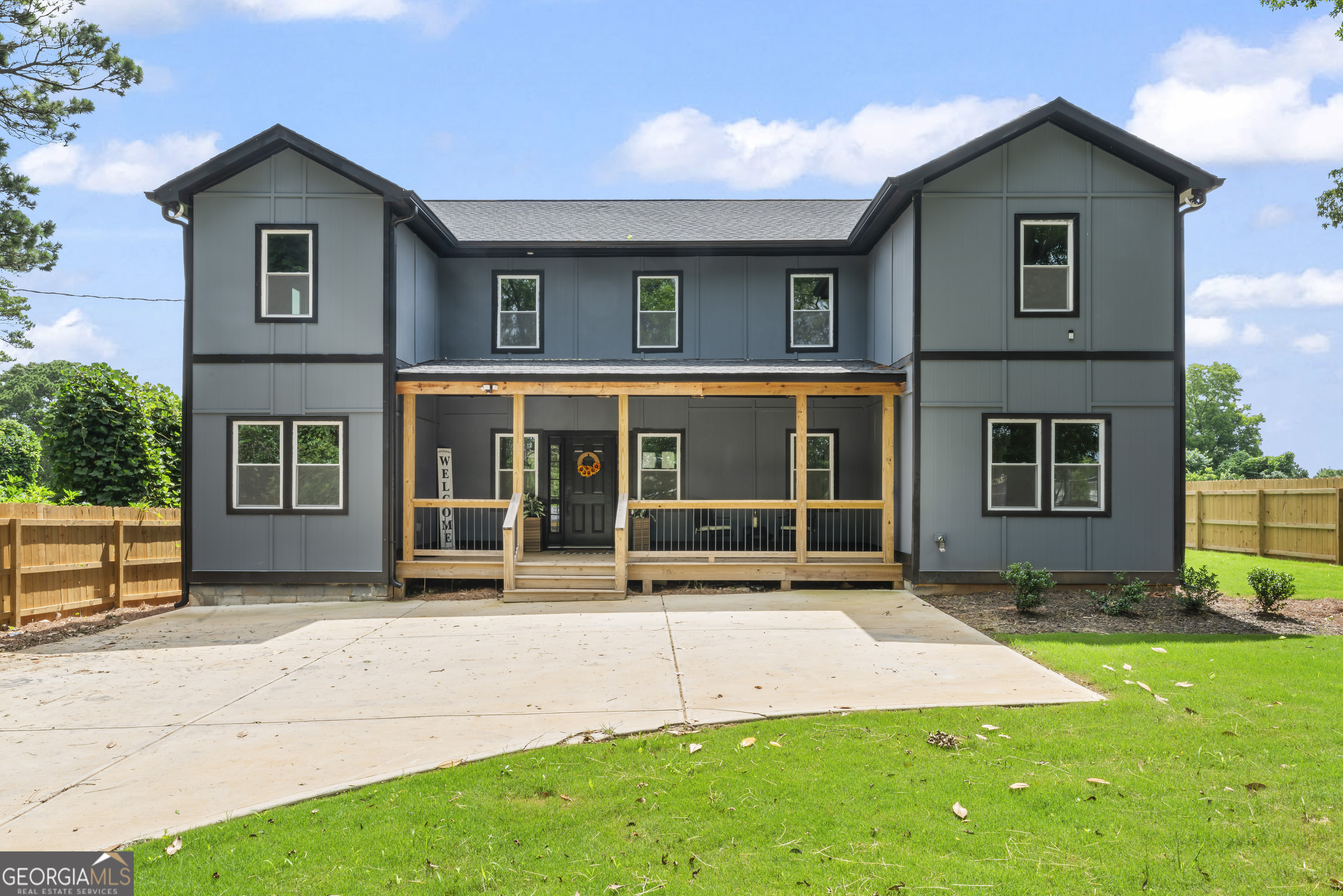 1400 Bouldercrest RD