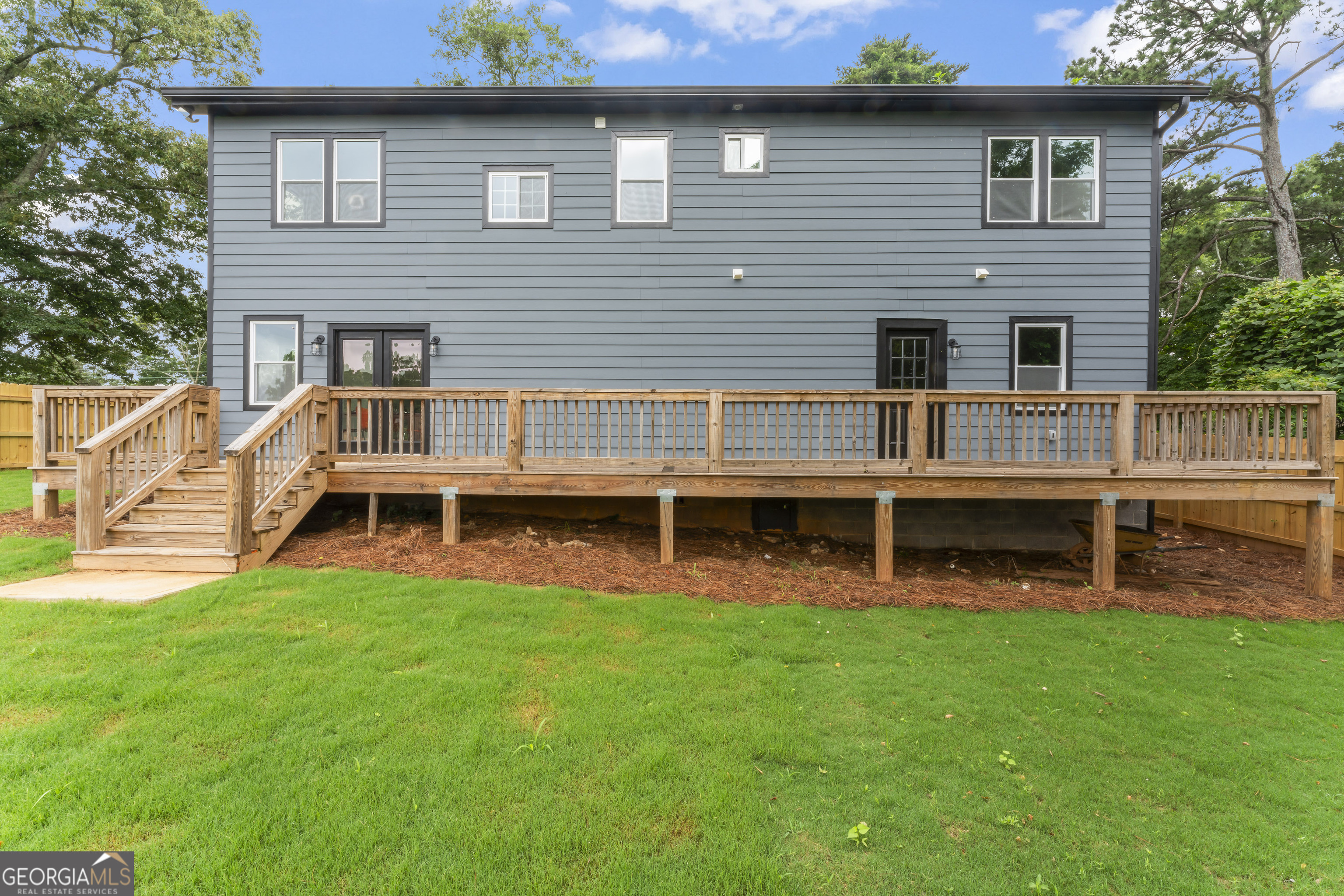 1400 Bouldercrest RD