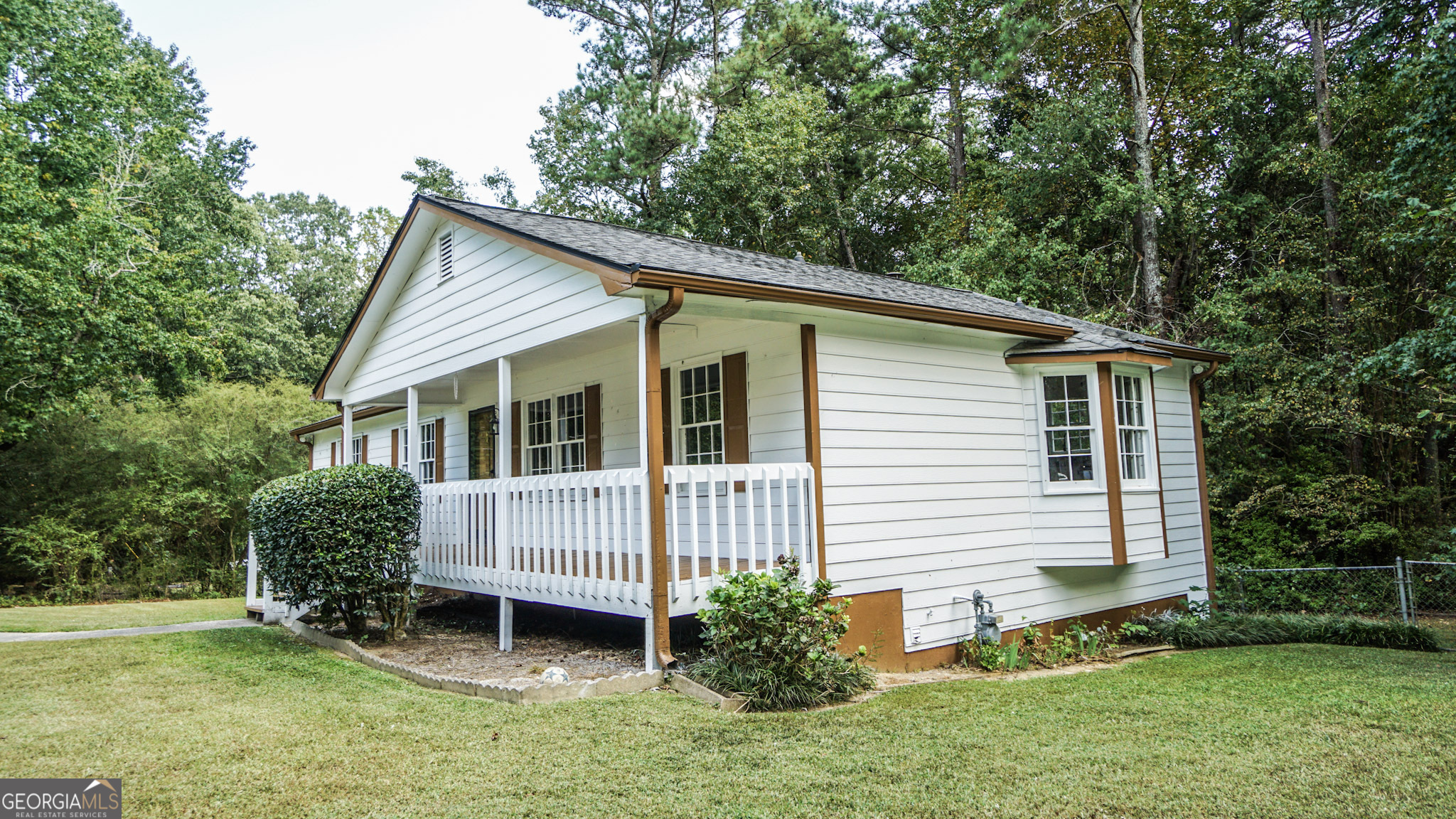 5641 Riding Woods DR SW