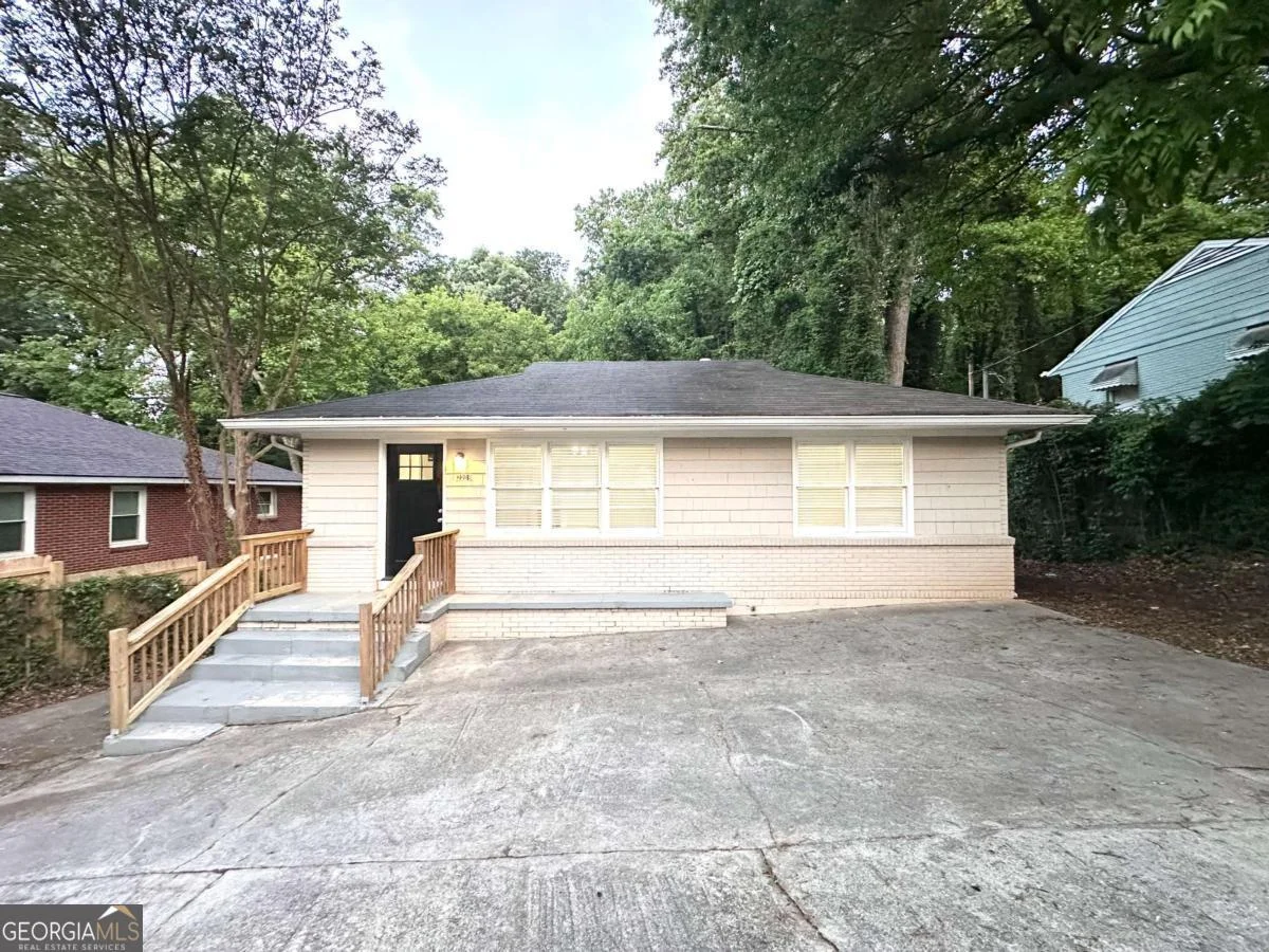2239 Nelms Drive SW